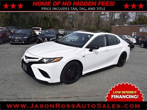 Picture of a 2019 Toyota Camry SE w/ Toyota Safety Sense