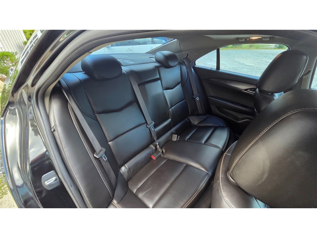 2016 Cadillac ATS Base photo 12