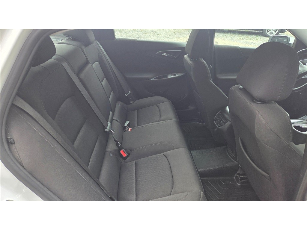 2021 Chevrolet Malibu 1LT photo 16