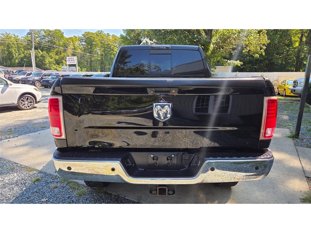 2014 Ram 2500 Laramie photo 2