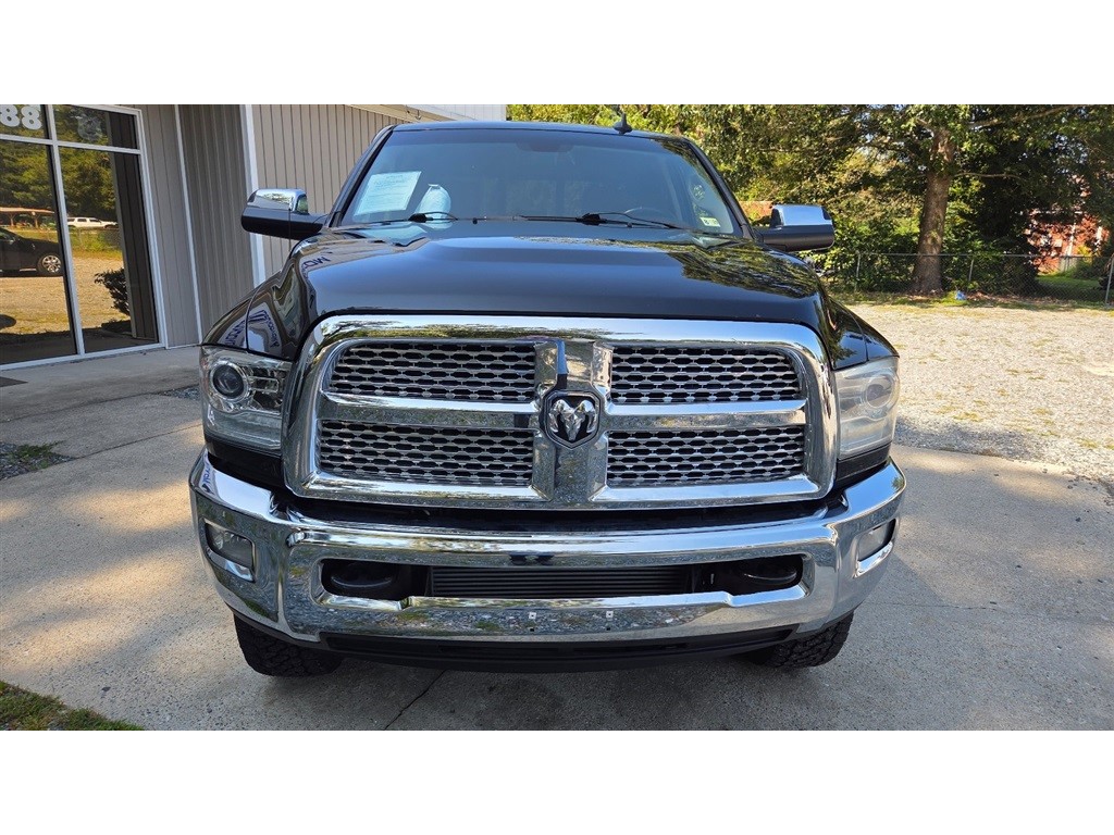 2014 Ram 2500 Laramie photo 5