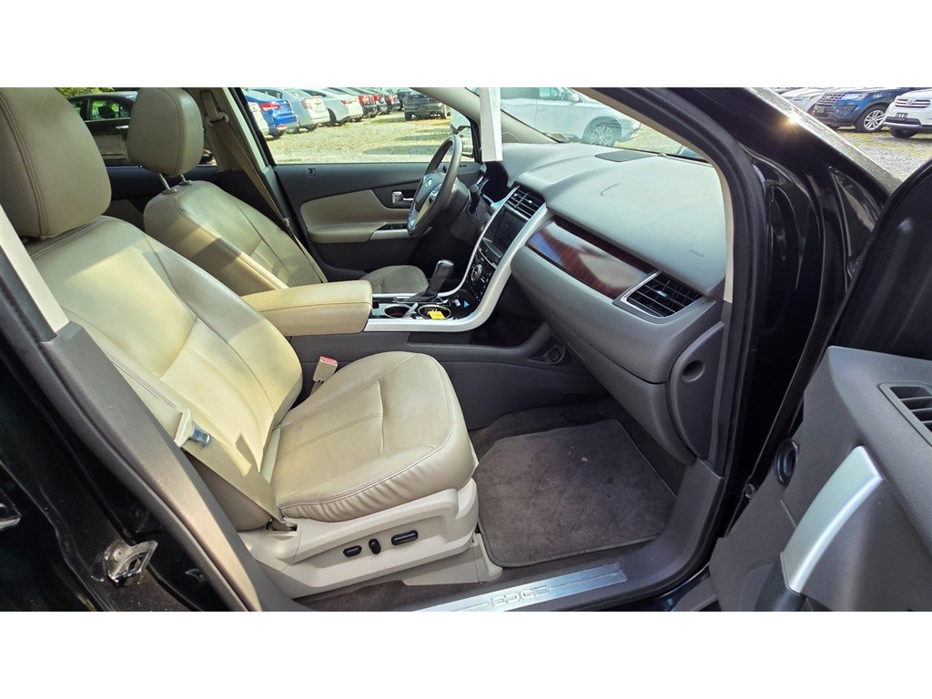 2013 Ford Edge Limited photo 19