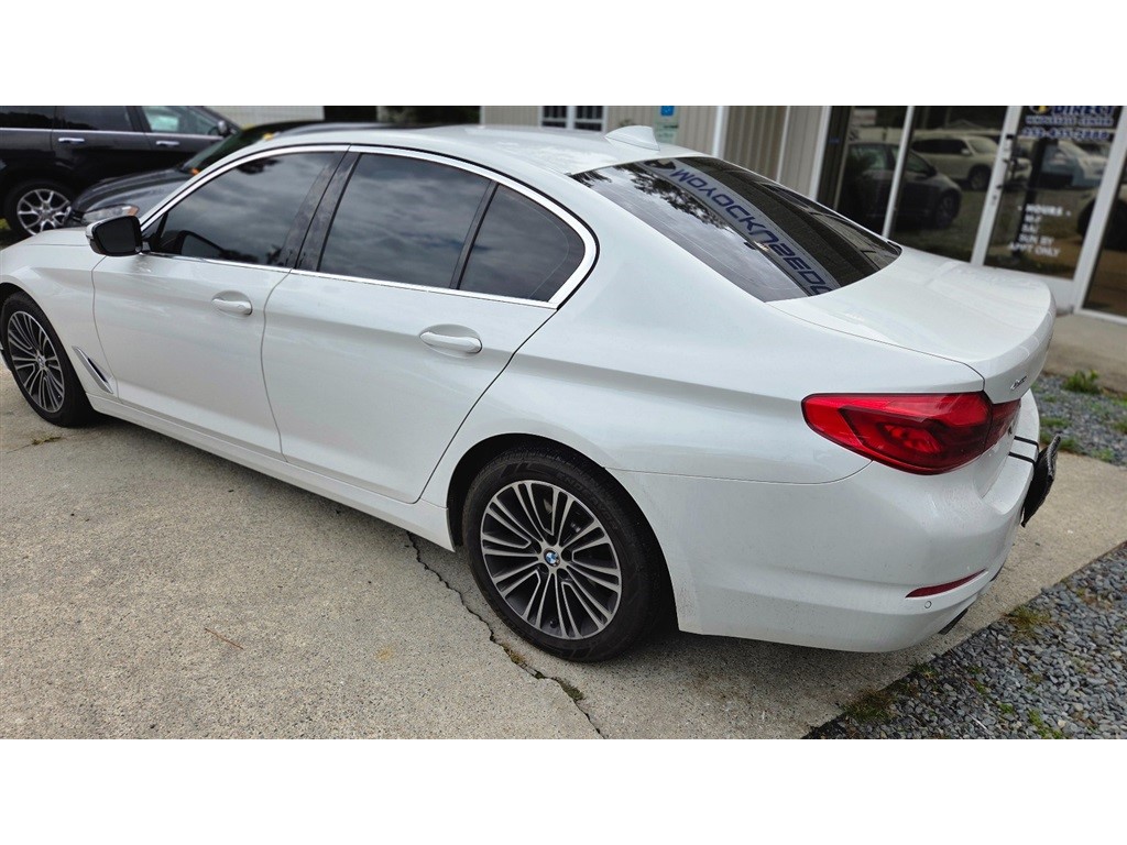 2020 Bmw 530i xDrive Sedan photo 3