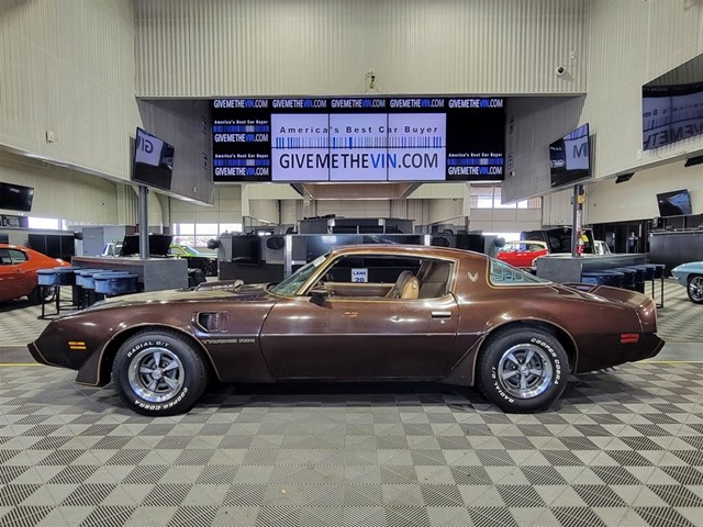 Click to view 6 pictures of this 1981 Pontiac Firebird Trans Am 1981 Pontiac Firebird Trans Am for sale by dealer