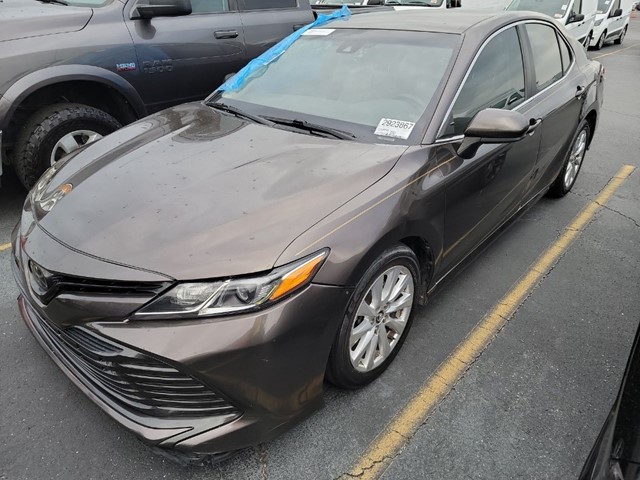 2018 Toyota Camry SE for sale by dealer
