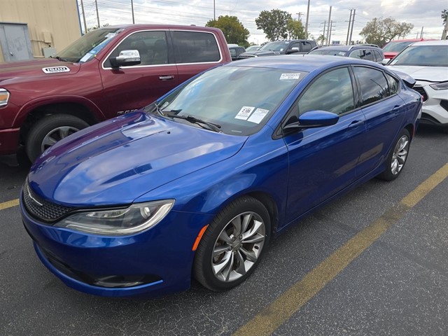 2016 Chrysler 200 S AWD for sale by dealer