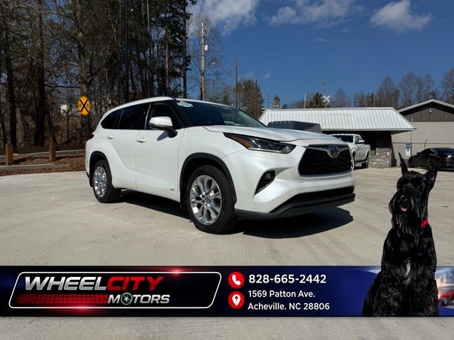 White (Wind Chill Pearl) 2022 Toyota Highlander Hybrid Limited AWD SUV / Crossover All-Wheel Drive Continuously Variable Transmission