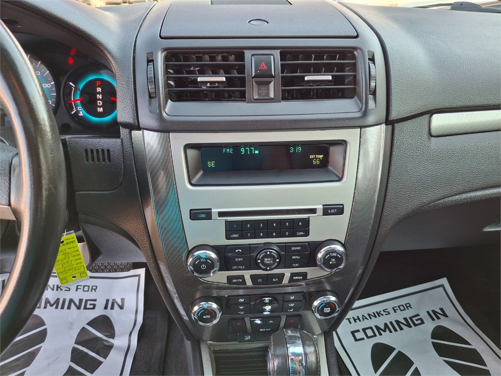 2012 Ford Fusion SEL photo