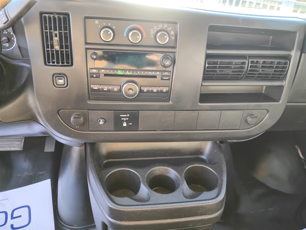 2014 Chevrolet Express 3500 3500 photo