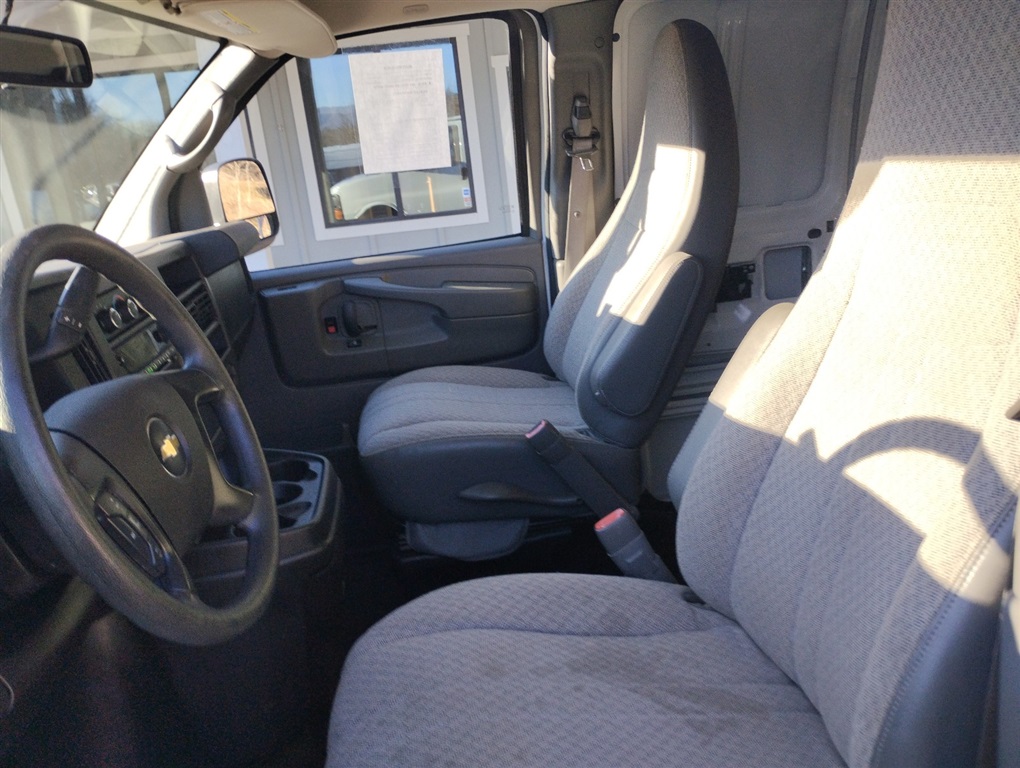 2014 Chevrolet Express 3500 3500 photo