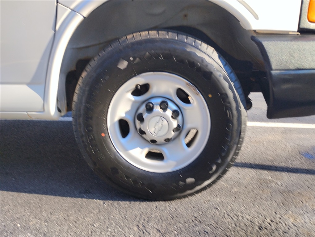 2014 Chevrolet Express 3500 3500 photo