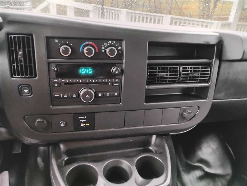 2014 Chevrolet Express 3500 3500 photo