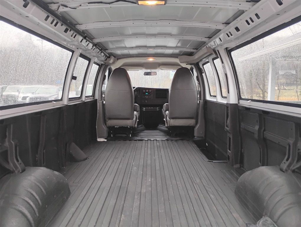 2014 Chevrolet Express 3500 3500 photo