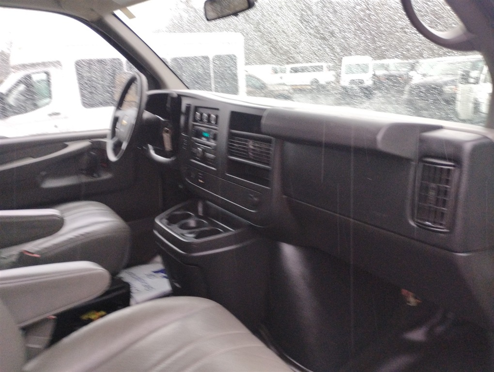 2014 Chevrolet Express 3500 3500 photo
