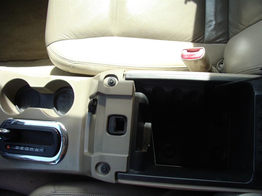 2006 Ford Explorer XLT photo
