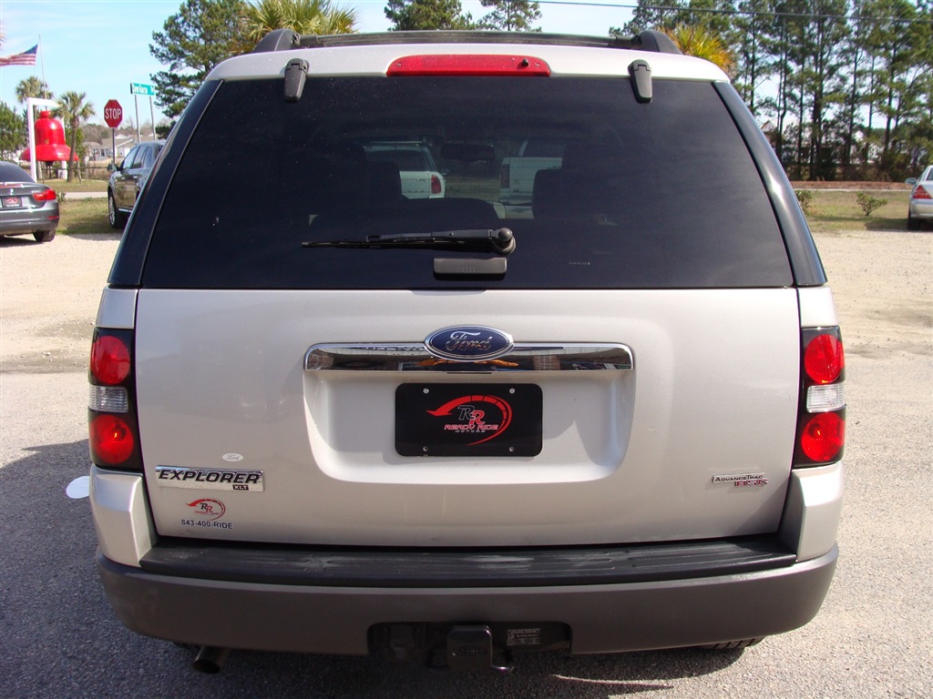 2006 Ford Explorer XLT photo