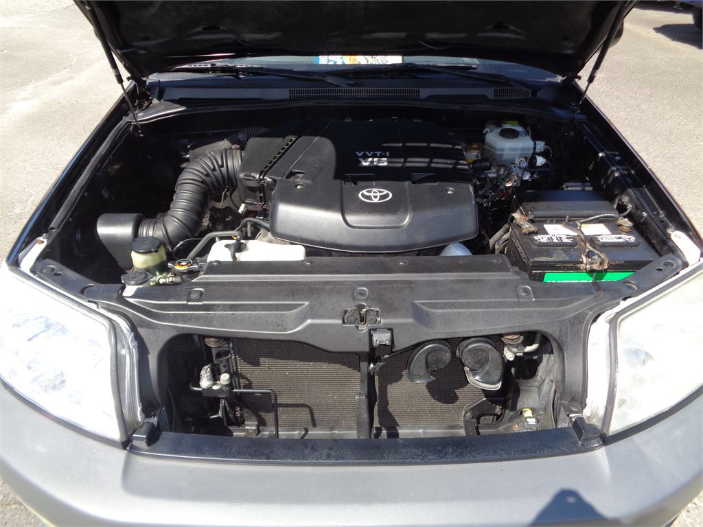 2003 Toyota 4Runner SR5 photo