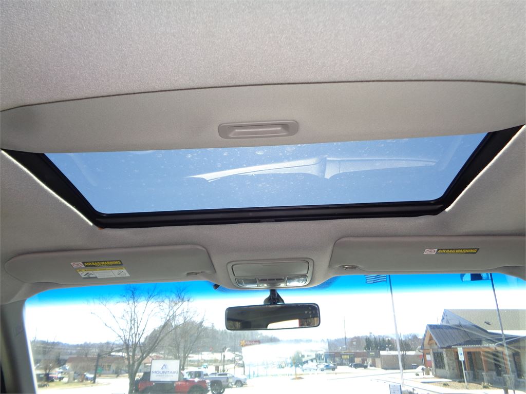 2012 Honda Ridgeline RTL photo