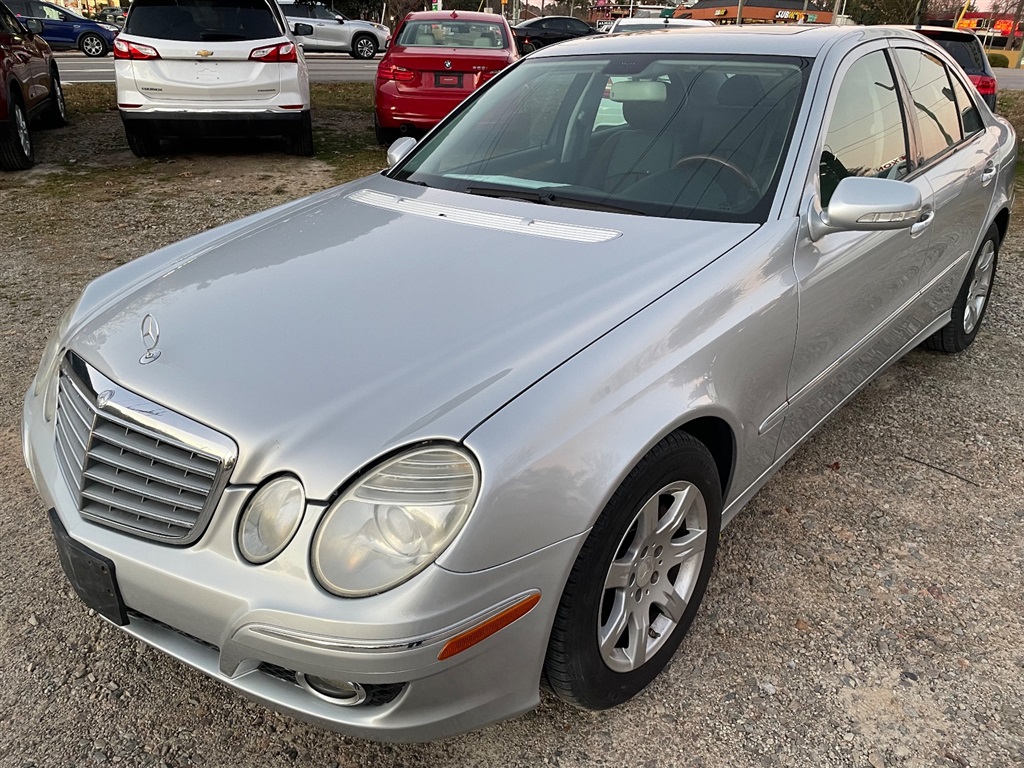 2009 Mercedes-Benz E-Class E320 photo