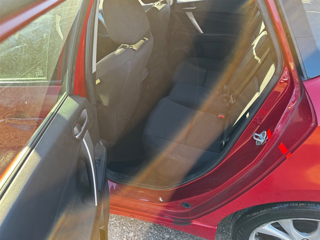 2010 Mazda Mazda3 Sport photo