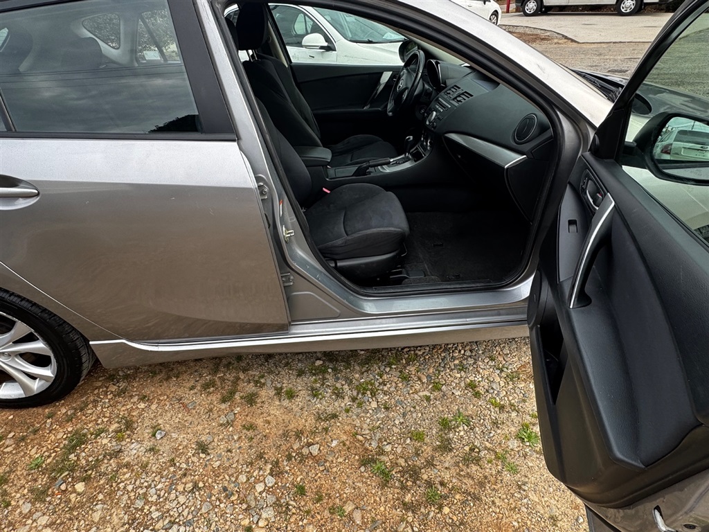 2011 Mazda Mazda3 s Sport photo