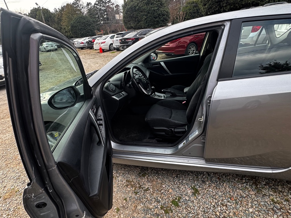 2011 Mazda Mazda3 s Sport photo