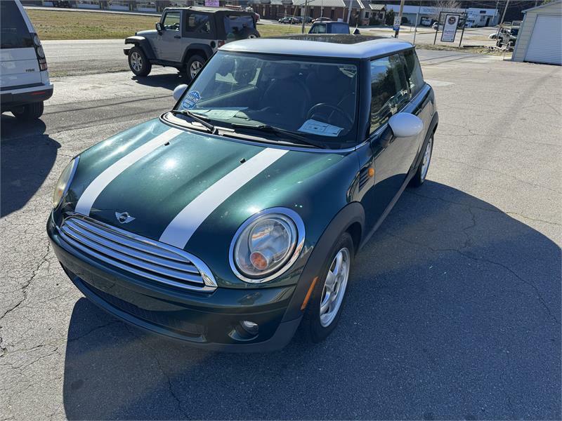 2010 MINI Cooper photo