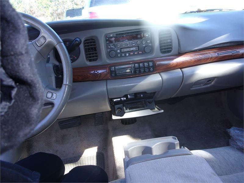 The 2002 Buick LeSabre Custom