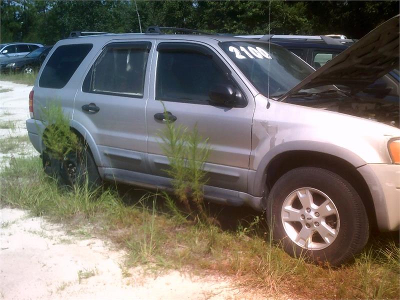 2001 Ford Escape XLT photo