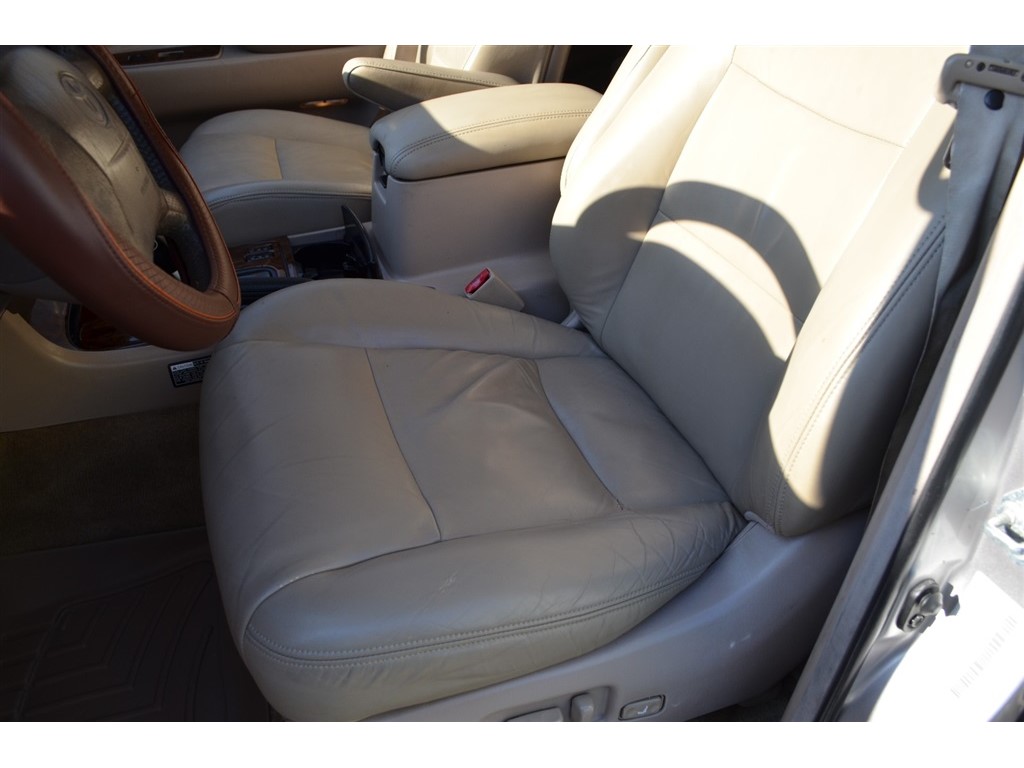 2000 Toyota Land Cruiser photo