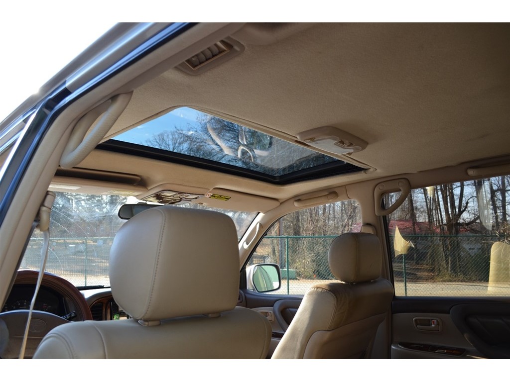 2000 Toyota Land Cruiser photo