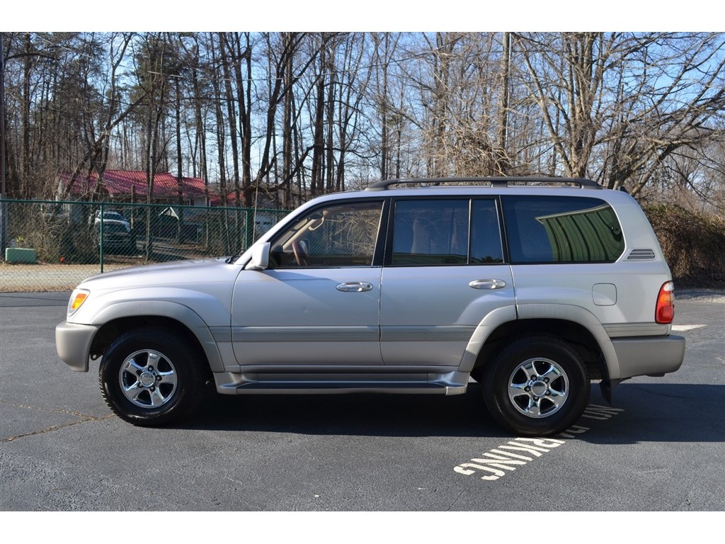 2000 Toyota Land Cruiser photo