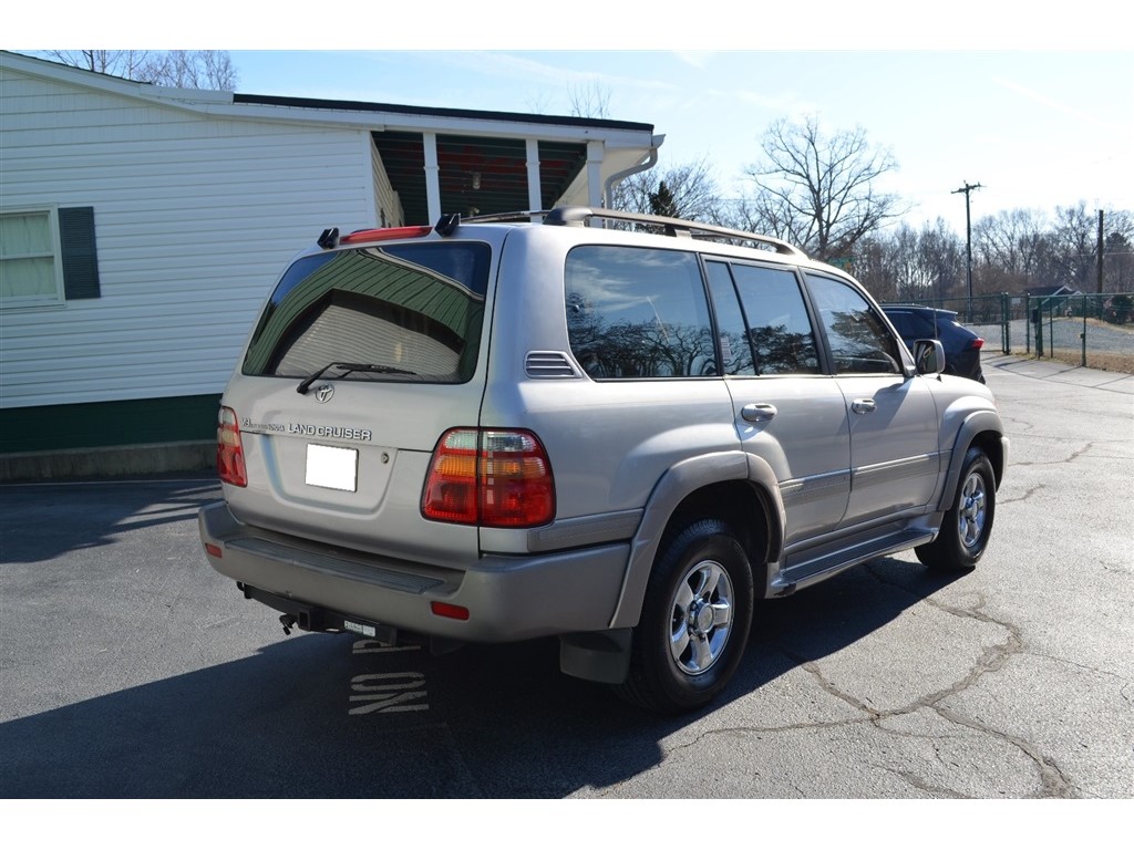 2000 Toyota Land Cruiser photo