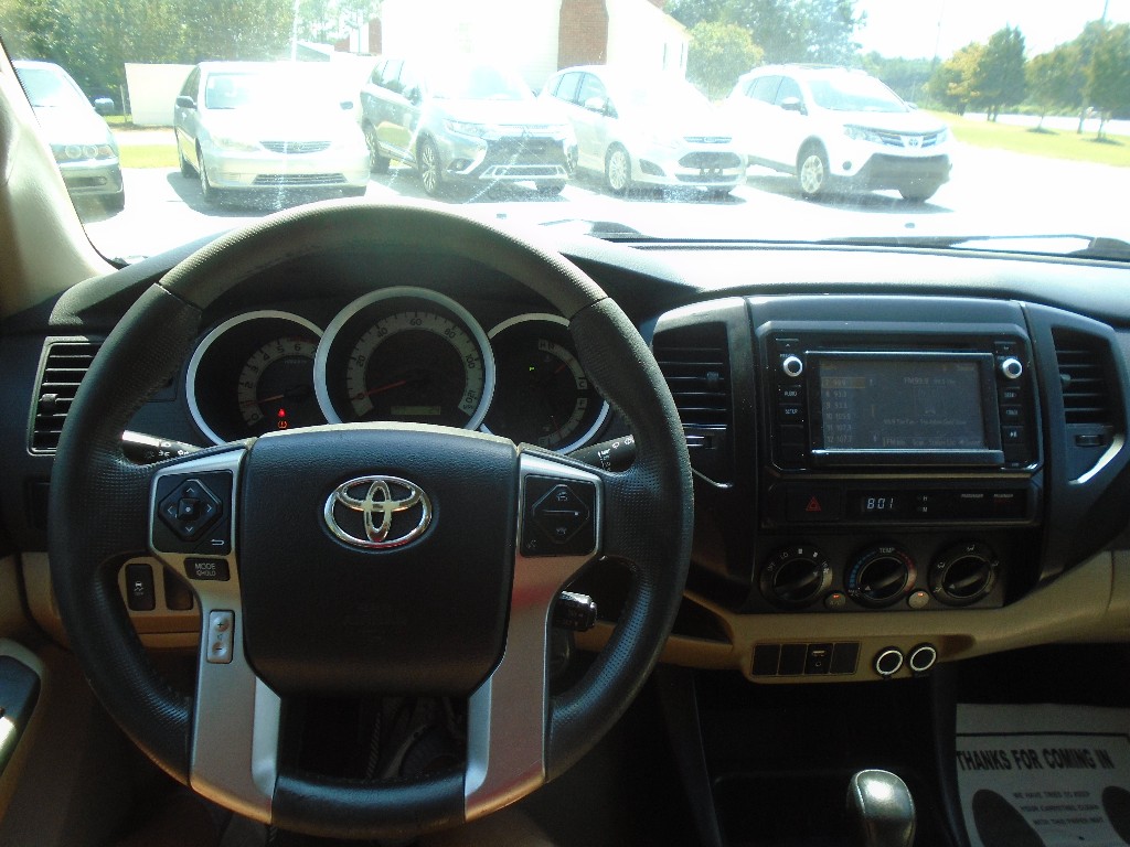 2014 Toyota Tacoma photo