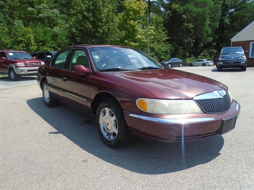 2000 Lincoln Continental photo
