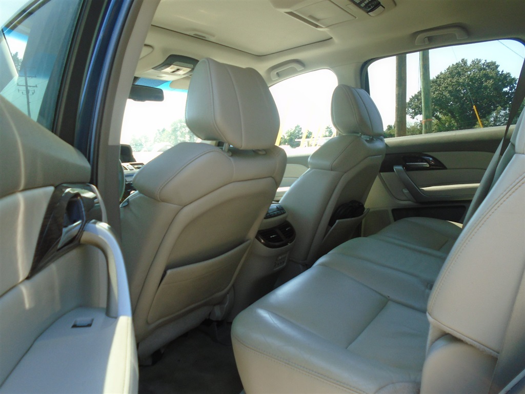 AcuraMDX 6-Spd AT w/Tech and Entertainment Package15