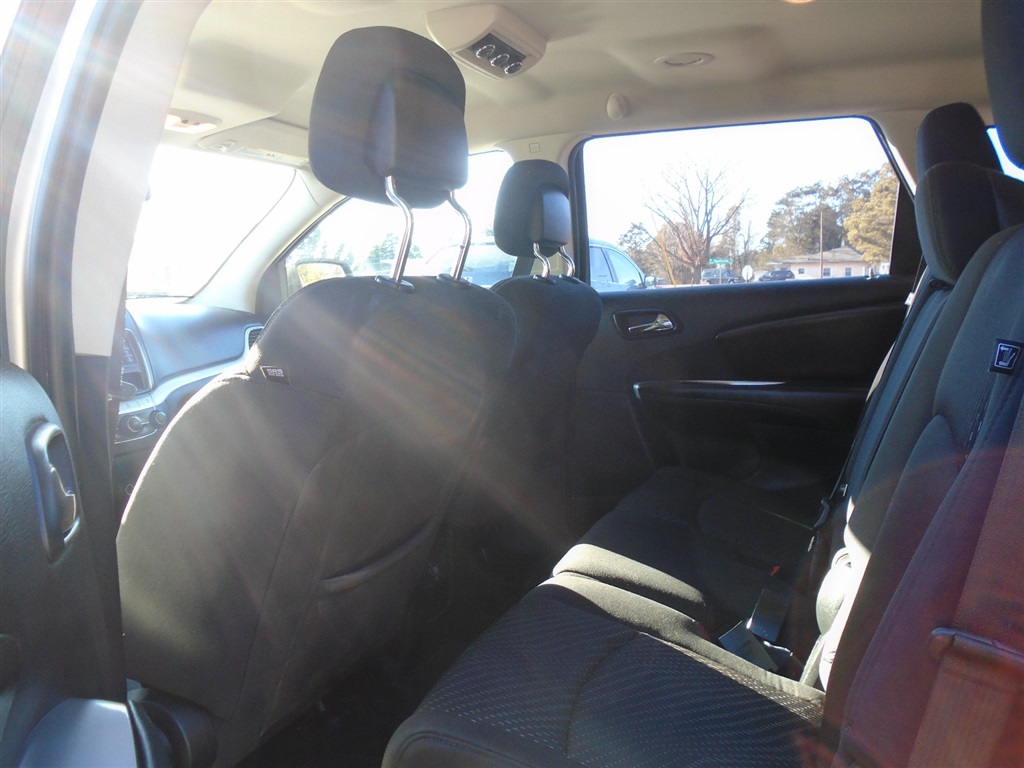 2013 Dodge Journey SE photo