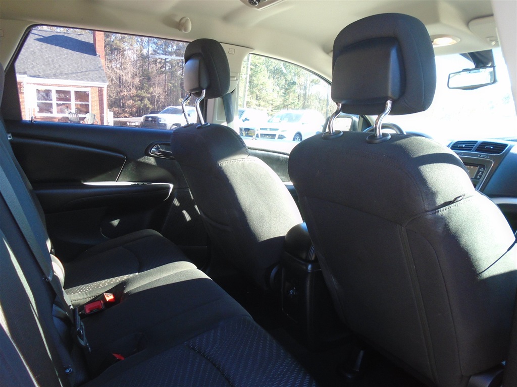 2013 Dodge Journey SE photo