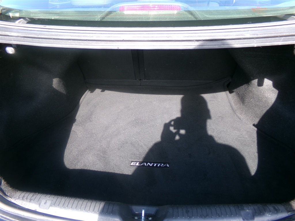 HyundaiElantra Limited6