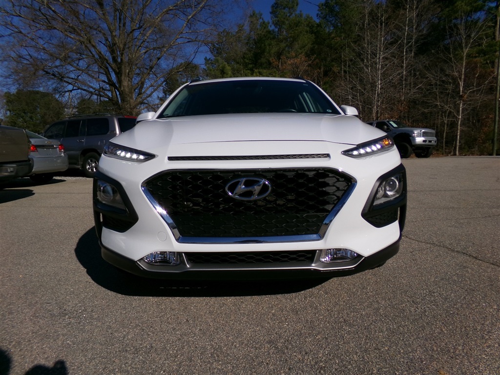 HyundaiKona SEL w/Contrast Roof AWD2