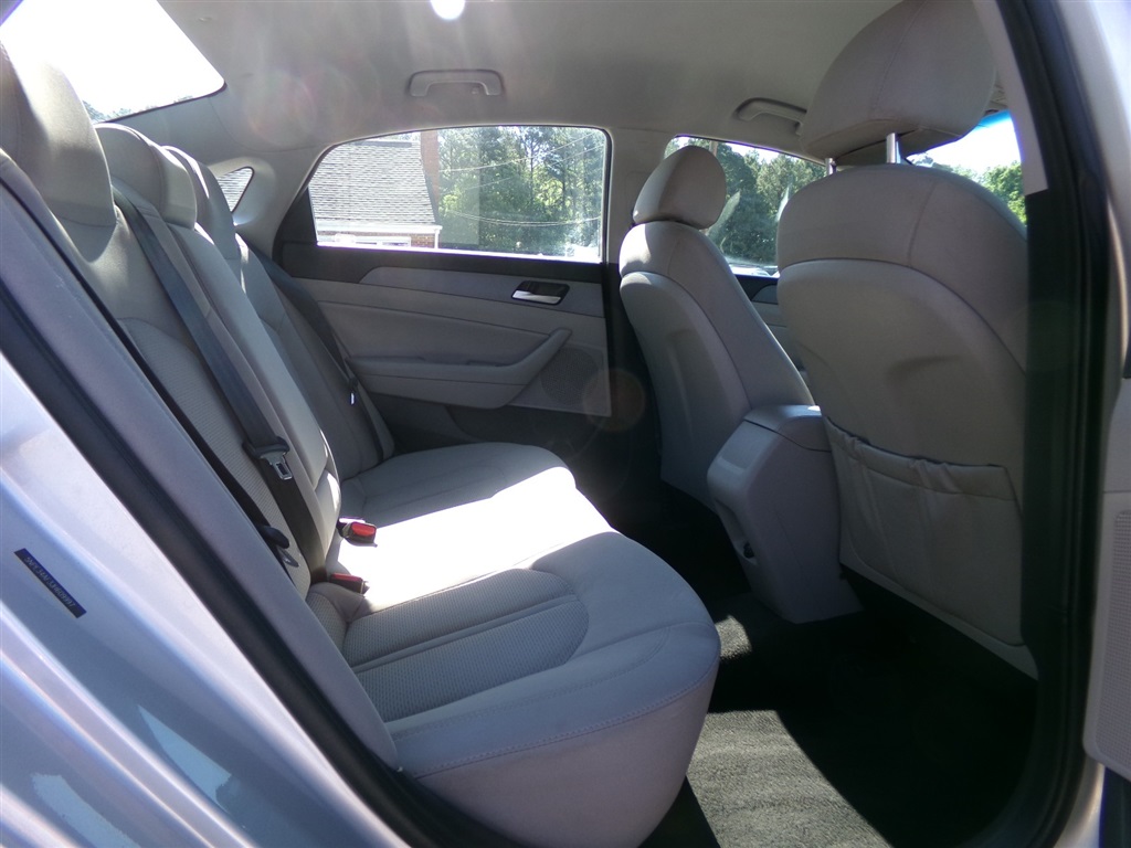 HyundaiSonata Sport11