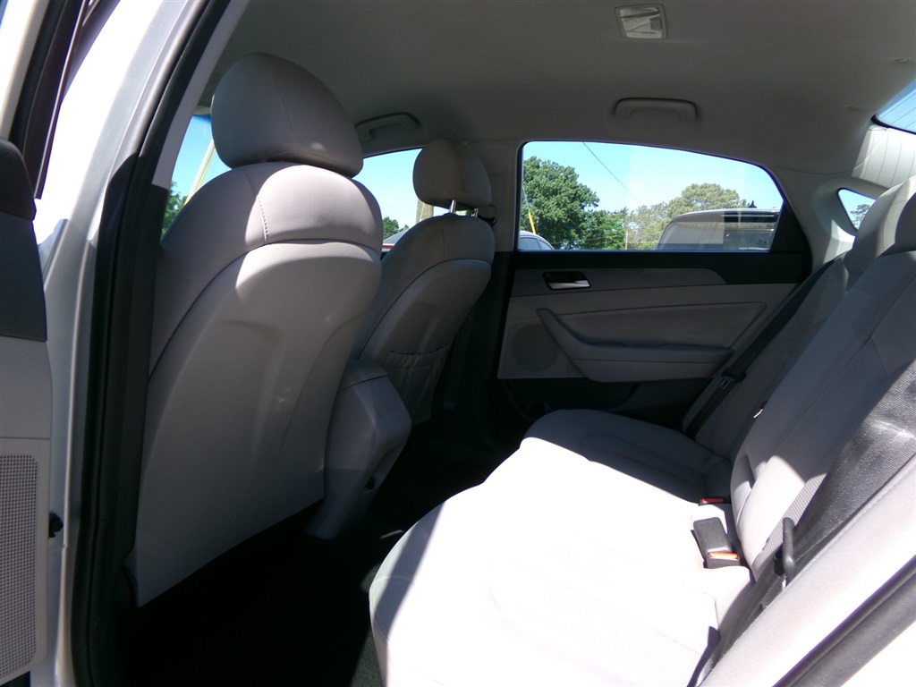 HyundaiSonata Sport9
