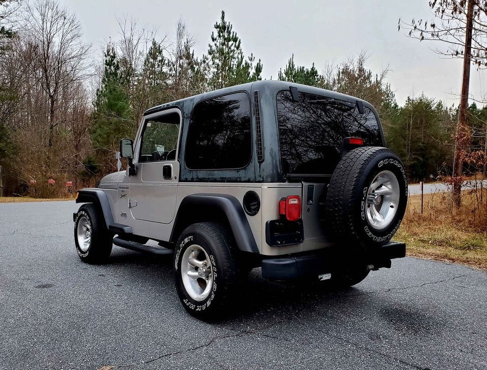 2001 Jeep Wrangler Sport photo