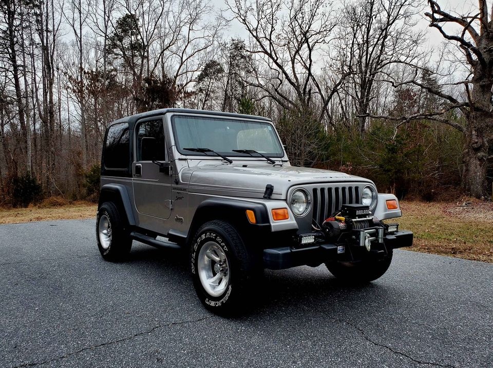 2001 Jeep Wrangler Sport photo
