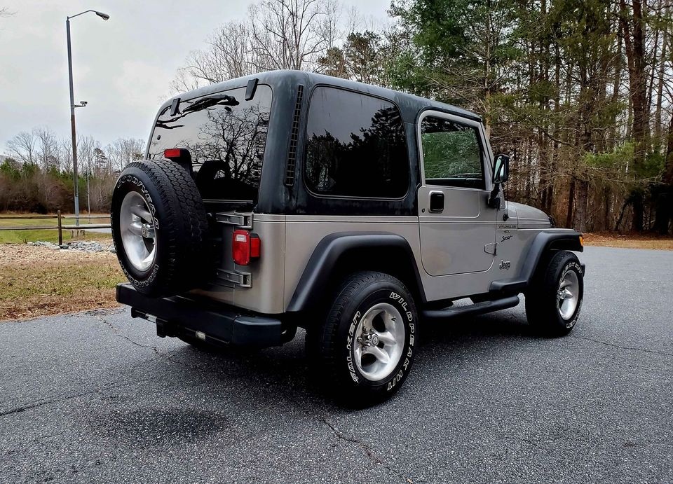 2001 Jeep Wrangler Sport photo