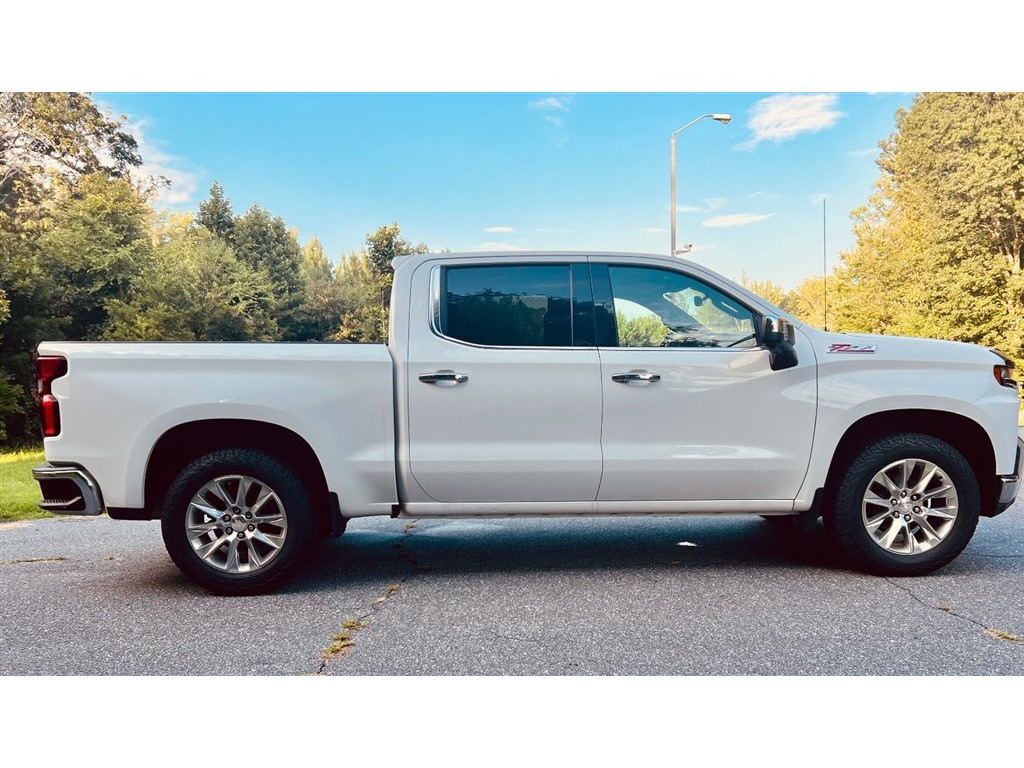 ChevroletSilverado 1500 LTZ Crew Cab 4WD4