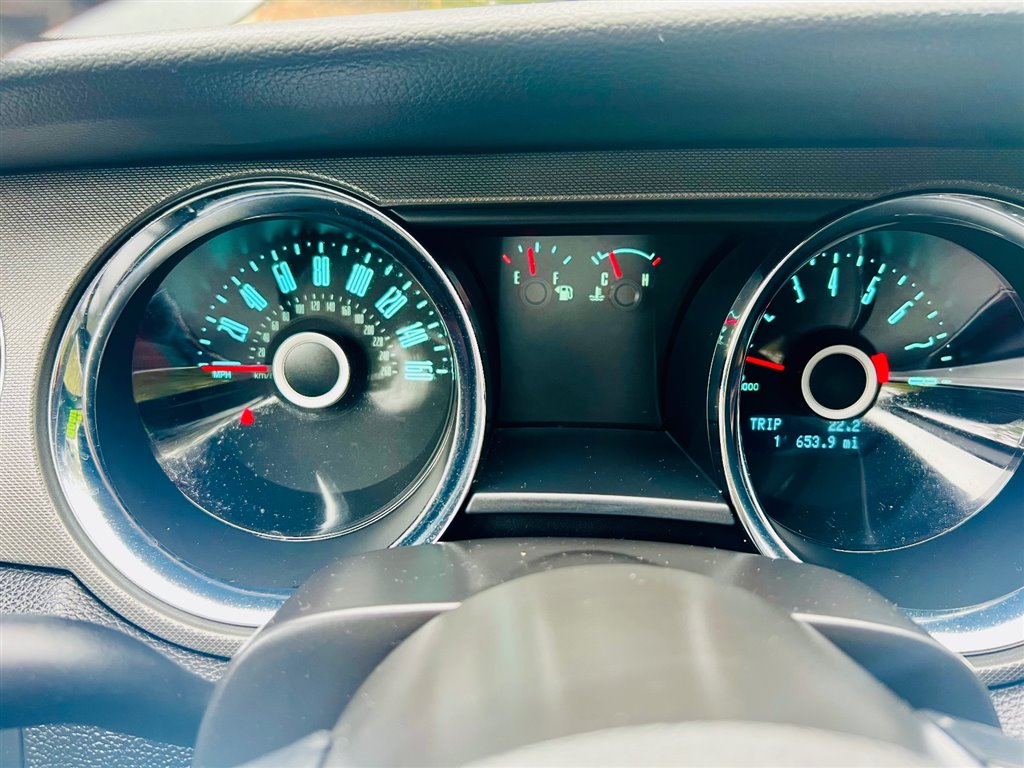 FordMustang V6 Coupe12