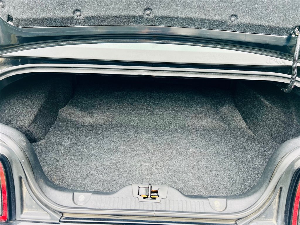 FordMustang V6 Coupe9