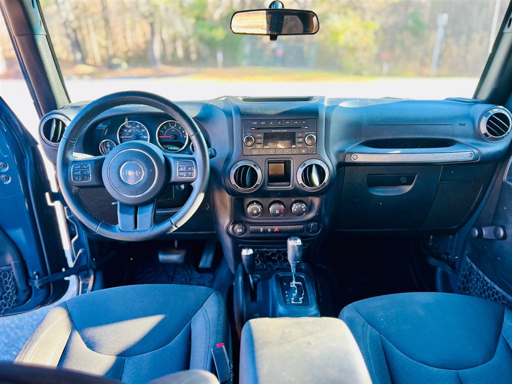 JeepWrangler Unlimited Sport 4WD15