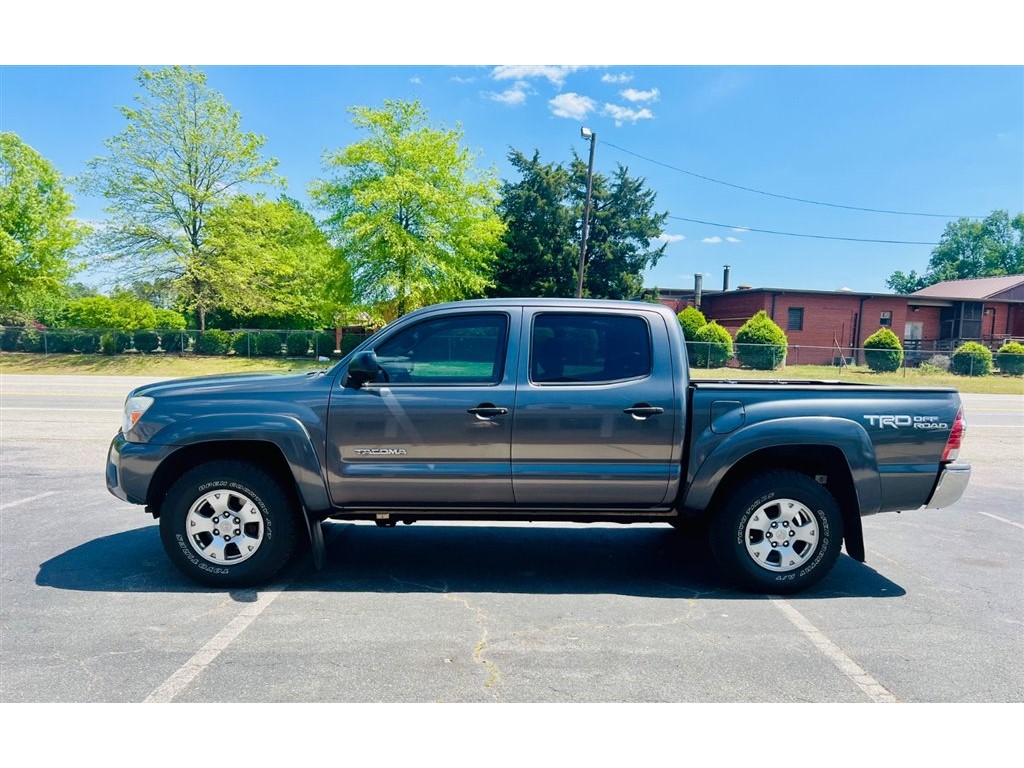 ToyotaTacoma Double Cab V6 6MT 4WD2